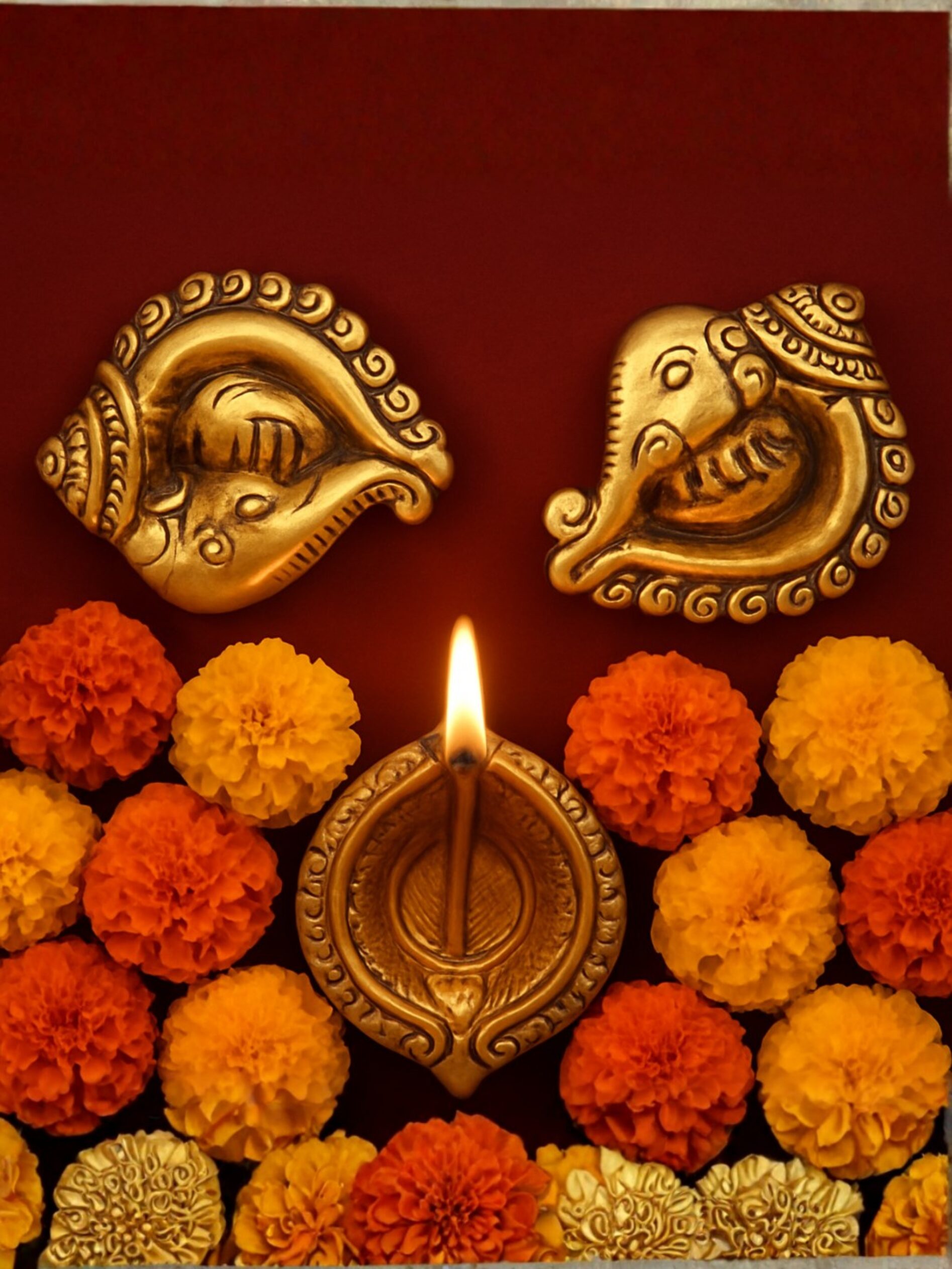 Brass Ganesha Conch Diya Set of 4 (3)