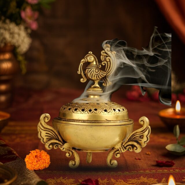 Brass Home Décor, Antique Brass Decor, Modern Brass Home Decor, Brass Idols for Home, Brass Puja Items, Brass Wall Decor, Brass Candle Holders, Brass Planters, Brass Furniture Hardware, Brass Lighting Fixtures, Brass Artifacts for Gifting